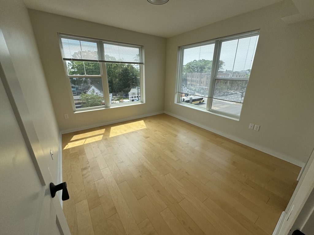2 bed, 1 bath apartment for rent at 1301 Blue Hill Ave Unit 401, Mattapan — photo 6 of 16