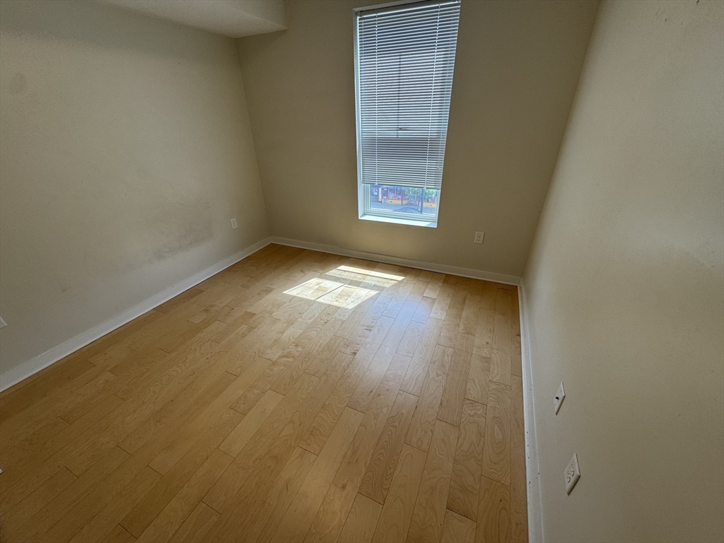 2 bed, 1 bath apartment for rent at 1301 Blue Hill Ave Unit 401, Mattapan — photo 9 of 16