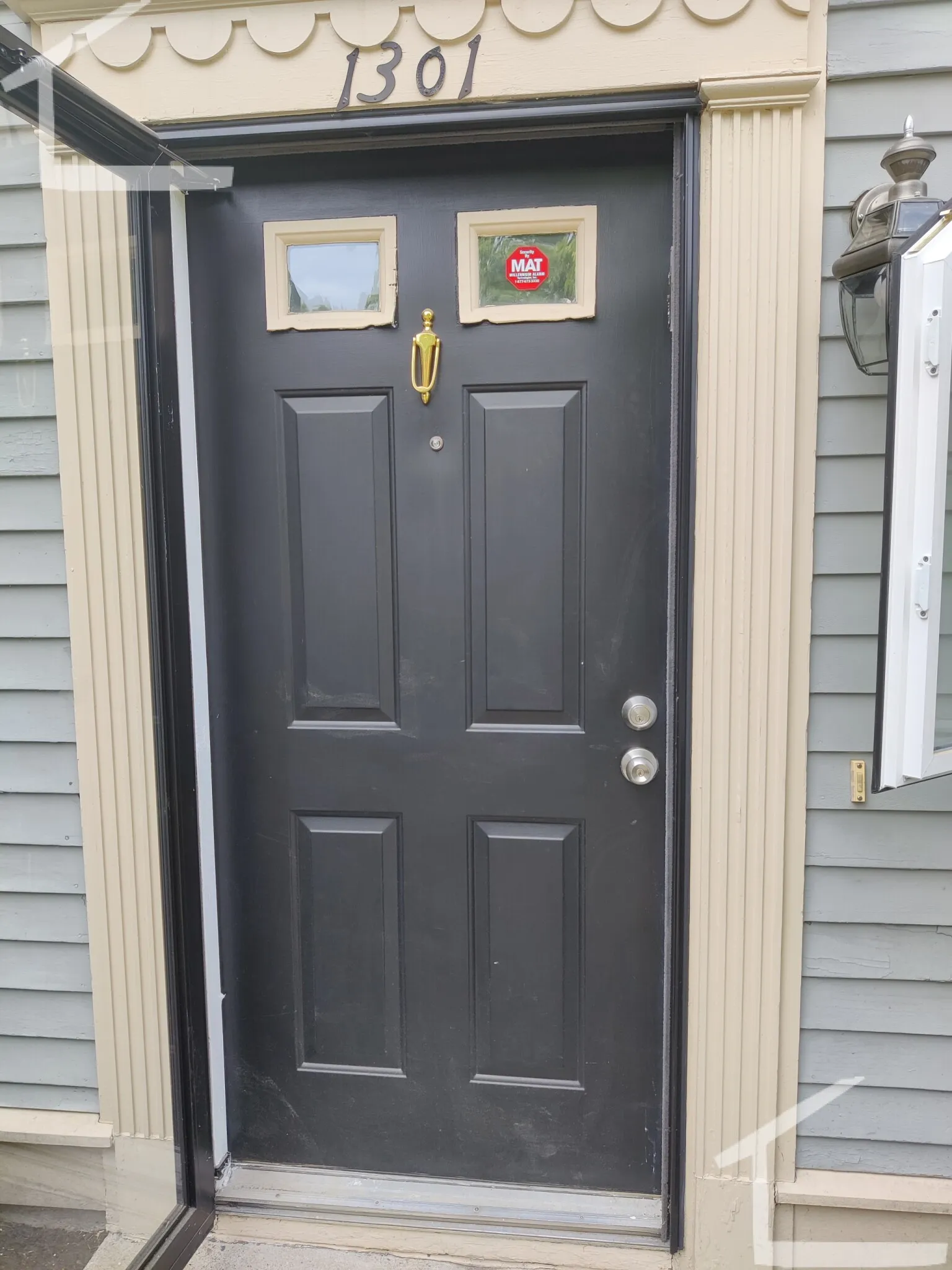2.5 bed, 2.5 bath apartment for rent at 1301 Lagrange St Unit 1301, West Roxbury — photo 3 of 26