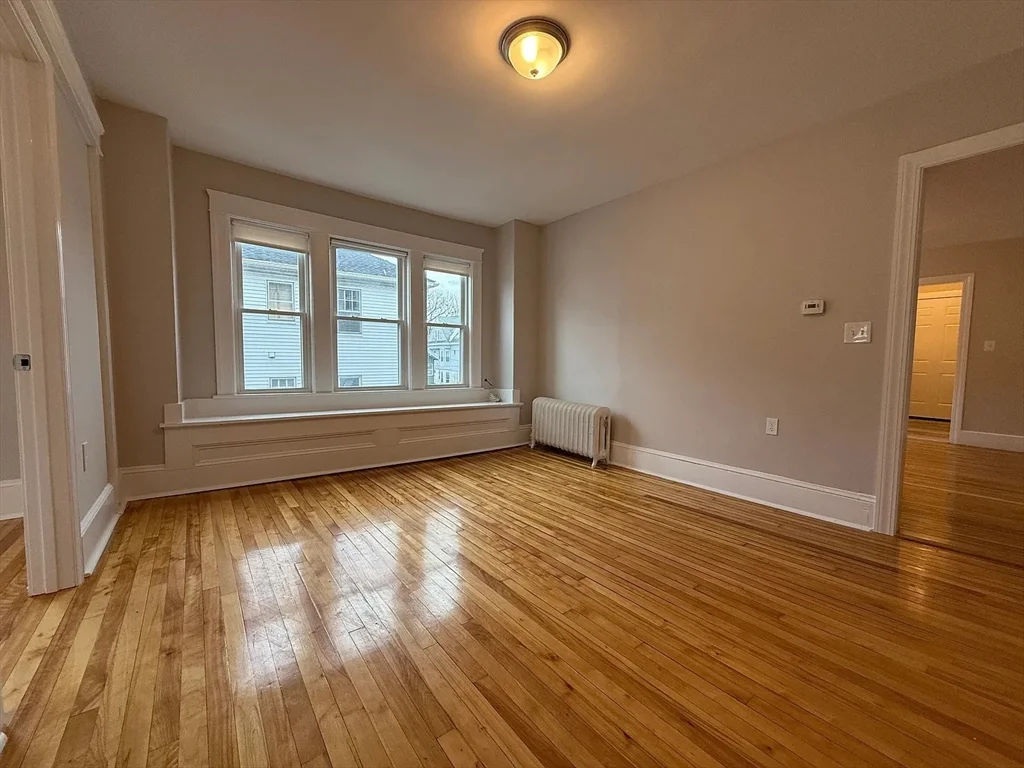 3 bed, 1 bath apartment for rent at 1301 Main St Unit 2, Worcester — photo 10 of 15