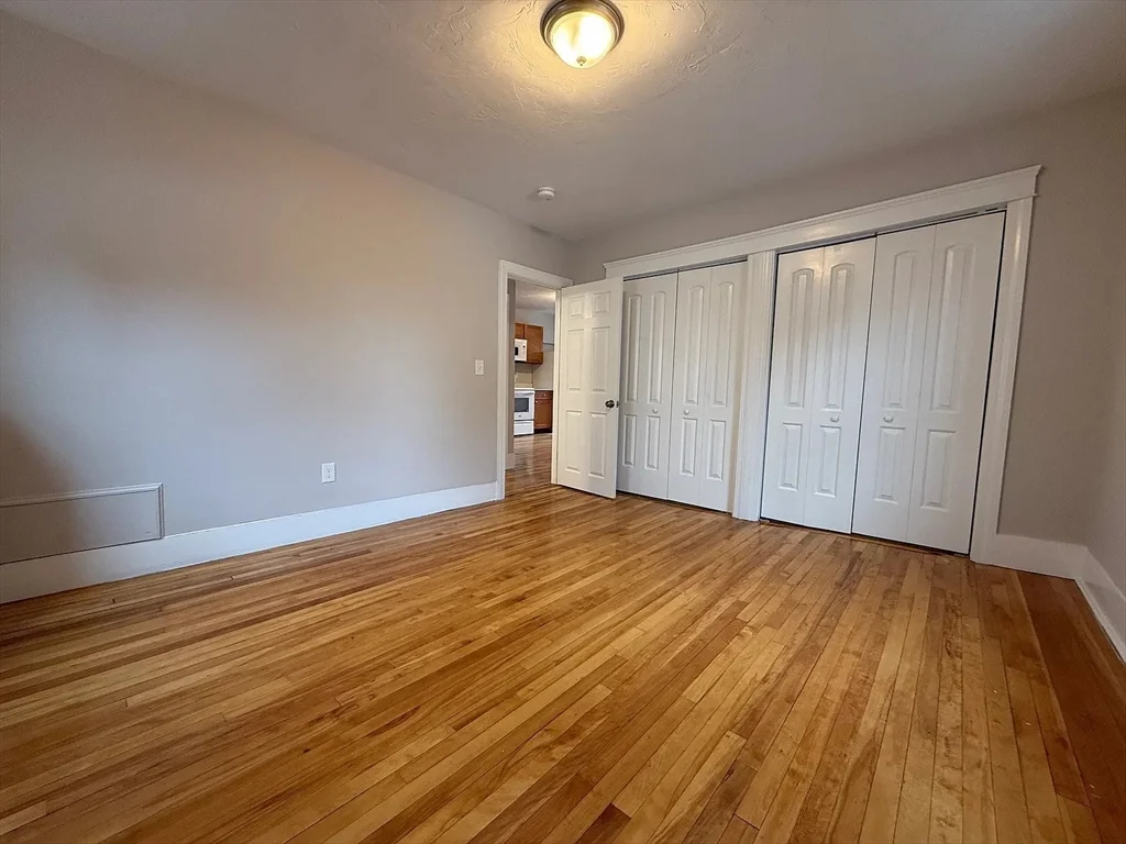 3 bed, 1 bath apartment for rent at 1301 Main St Unit 2, Worcester — photo 7 of 15