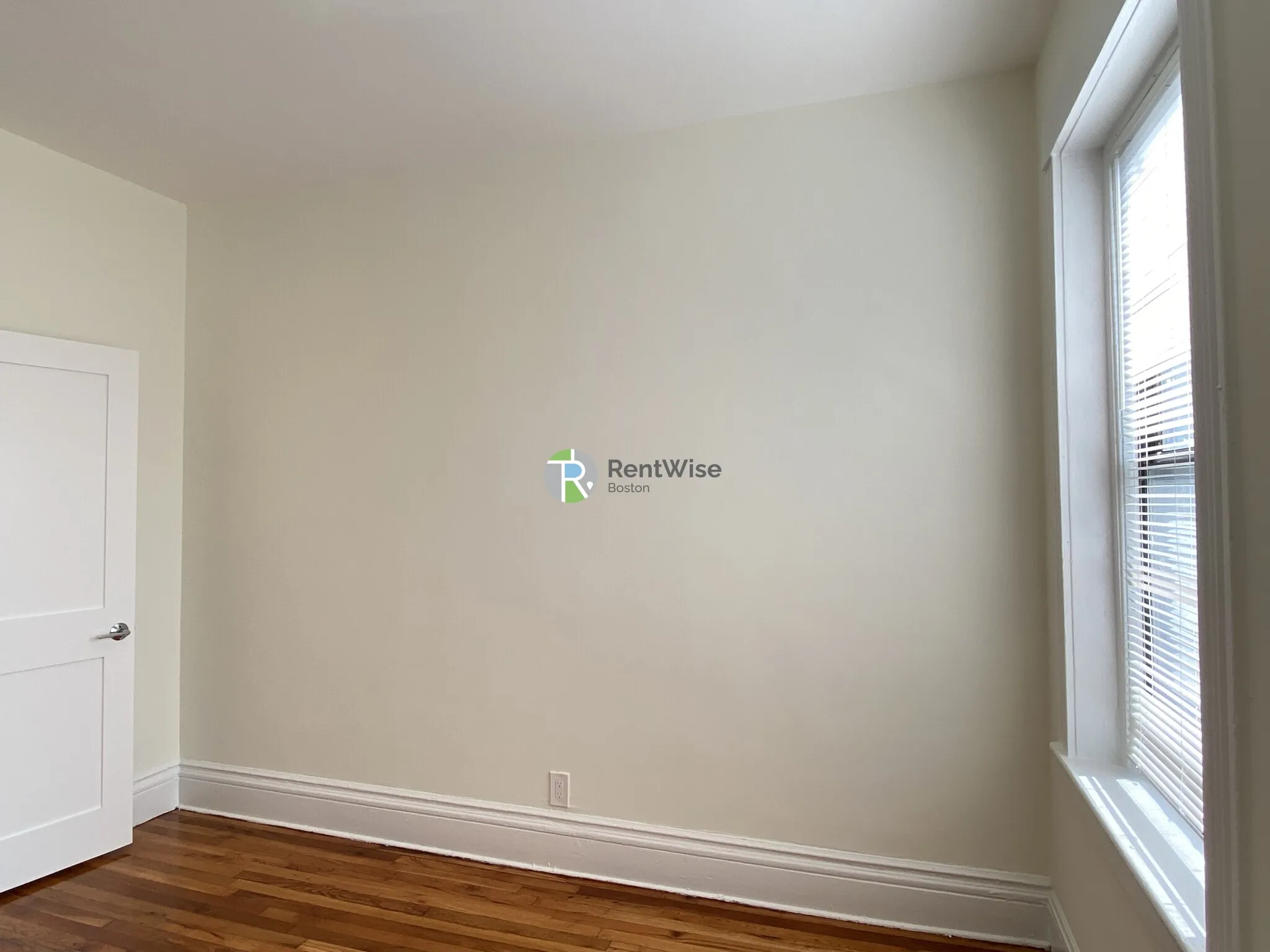 2 bed, 1 bath apartment for rent at 1302 Commonwealth Ave Unit 22, Allston — photo 29 of 35