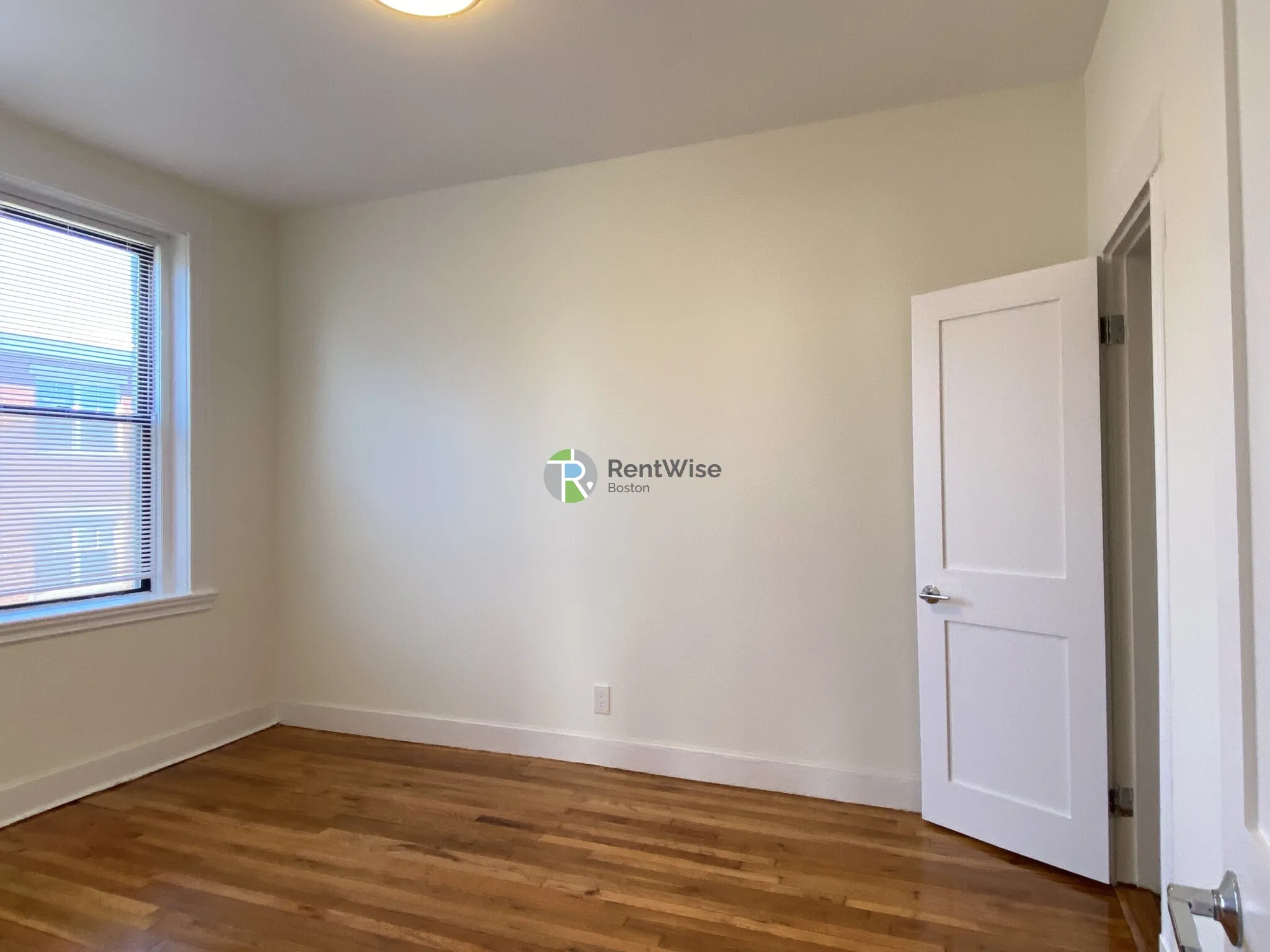 2 bed, 1 bath apartment for rent at 1302 Commonwealth Ave Unit 22, Allston — photo 25 of 35