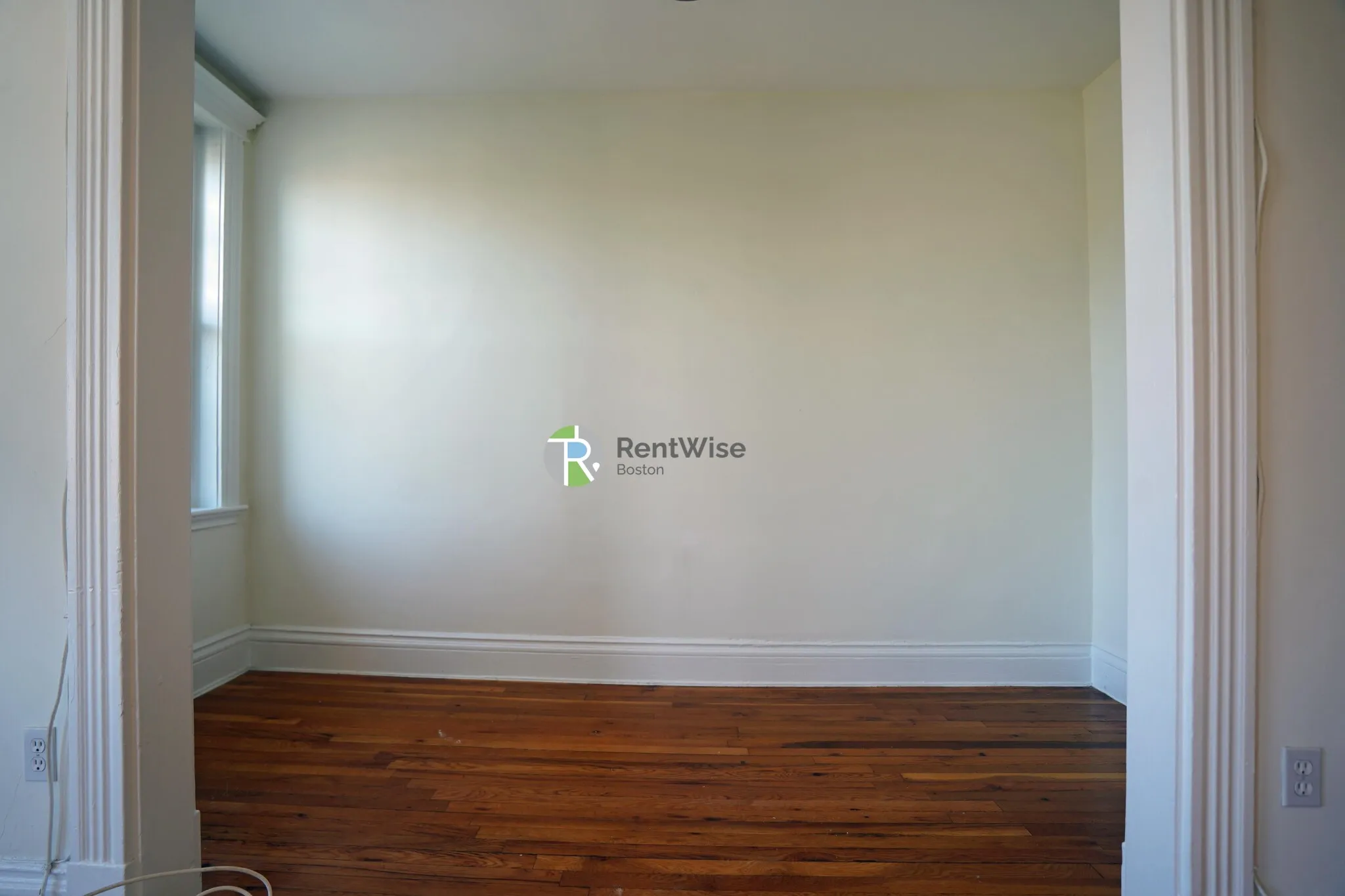 Studio bed, 1 bath apartment for rent at 1302 Commonwealth Ave Unit 32, Allston — photo 6 of 22