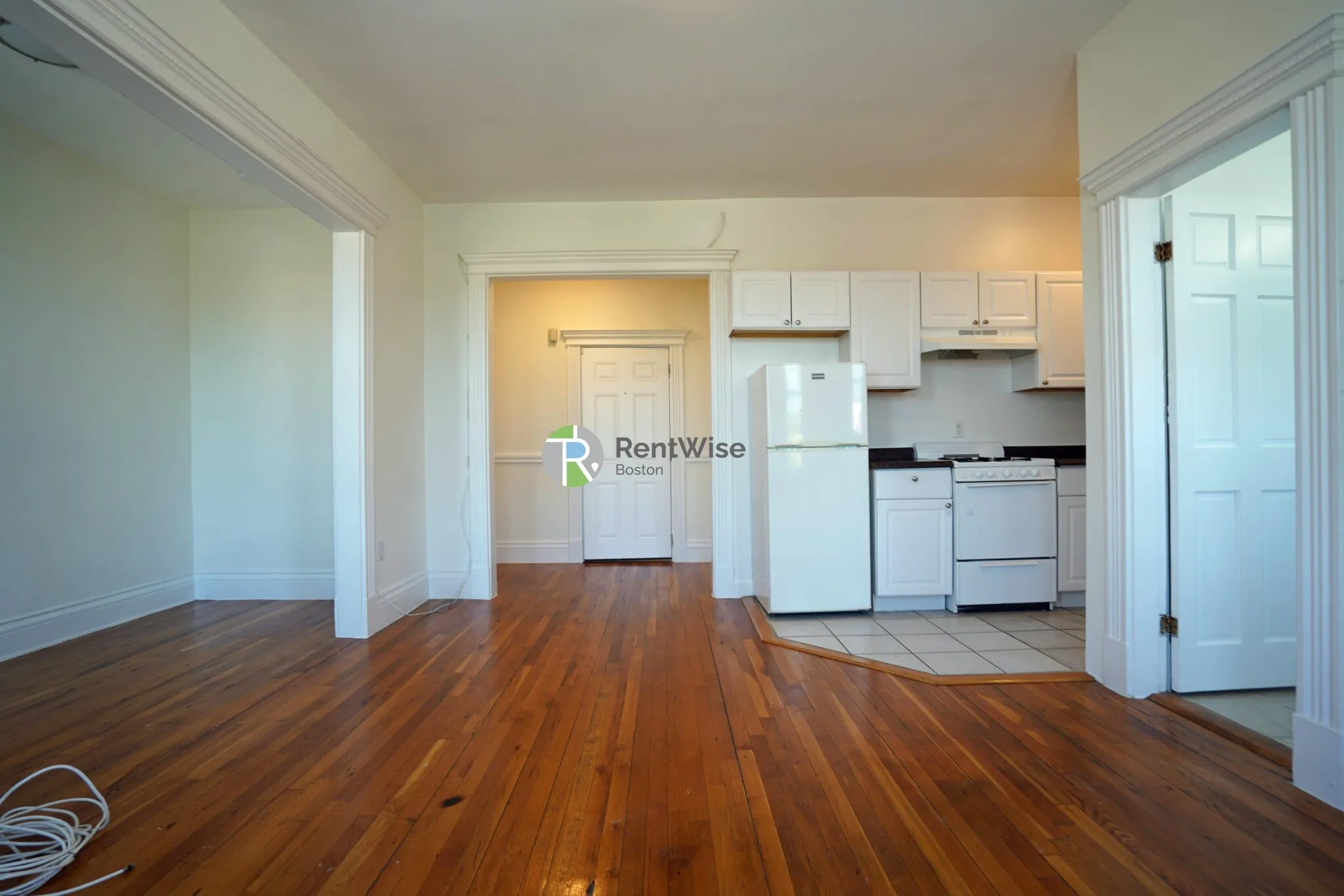 Studio bed, 1 bath apartment for rent at 1302 Commonwealth Ave Unit 32, Allston — photo 5 of 22