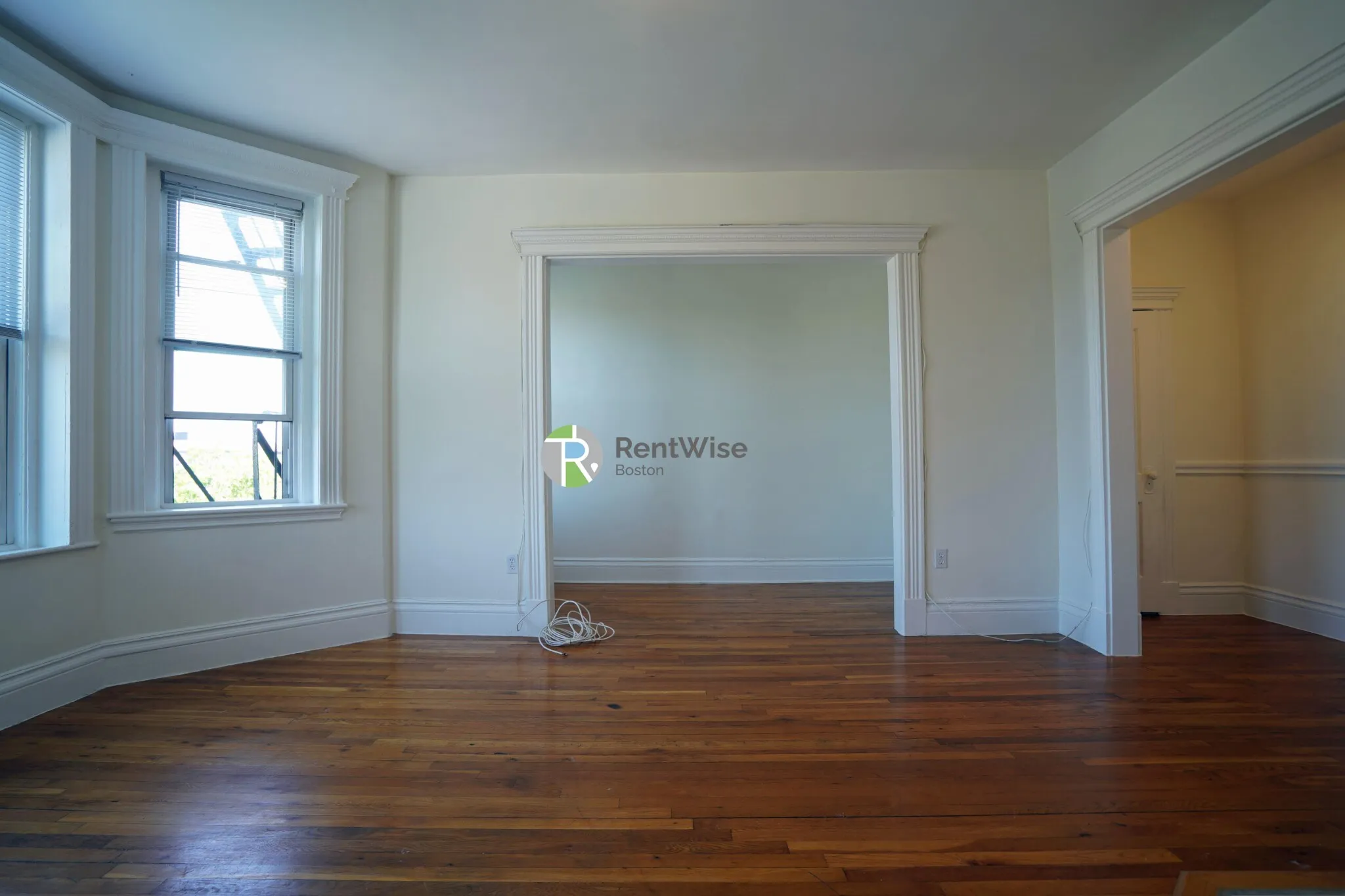 Studio bed, 1 bath apartment for rent at 1302 Commonwealth Ave Unit 32, Allston — photo 3 of 22