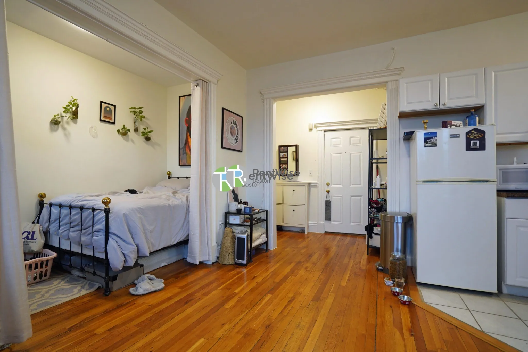 Studio bed, 1 bath apartment for rent at 1302 Commonwealth Ave Unit 32, Allston — photo 16 of 22