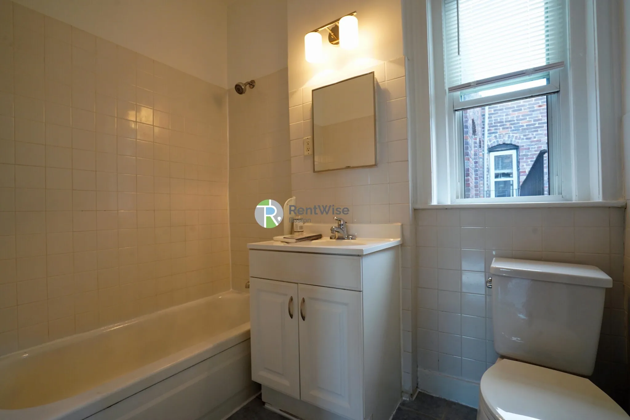 1 bed, 1 bath apartment for rent at 1302 Commonwealth Ave Unit 35, Allston — photo 11 of 17