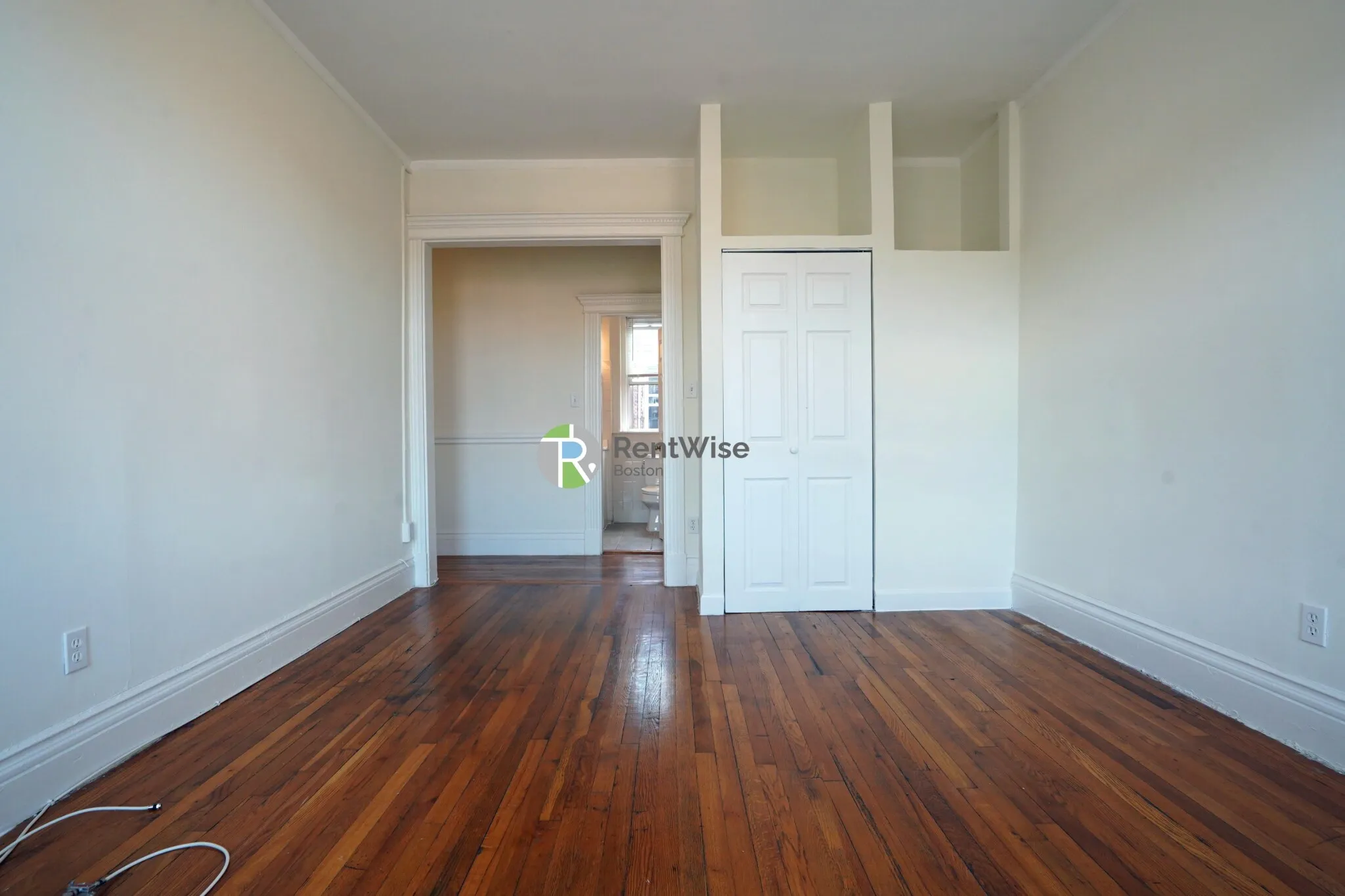 1 bed, 1 bath apartment for rent at 1302 Commonwealth Ave Unit 35, Allston — photo 3 of 17