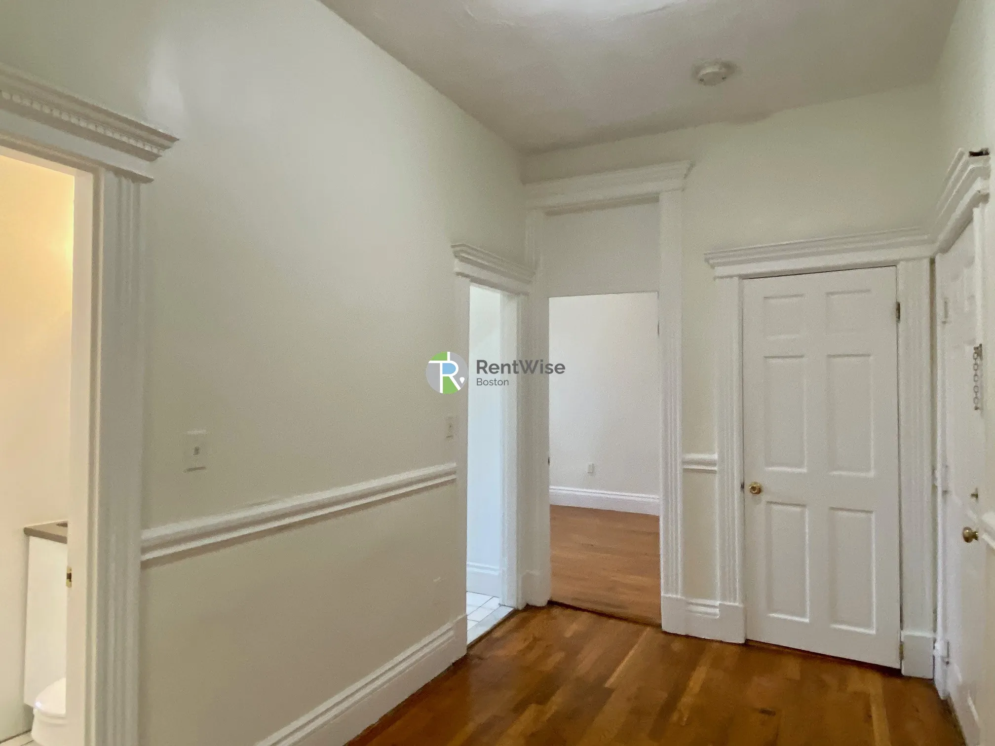 2 bed, 1 bath apartment for rent at 1302 Commonwealth Ave Unit 6, Allston — photo 28 of 32