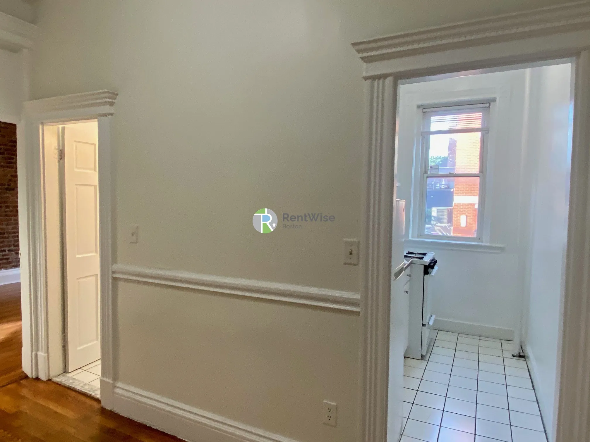 2 bed, 1 bath apartment for rent at 1302 Commonwealth Ave Unit 6, Allston — photo 2 of 32