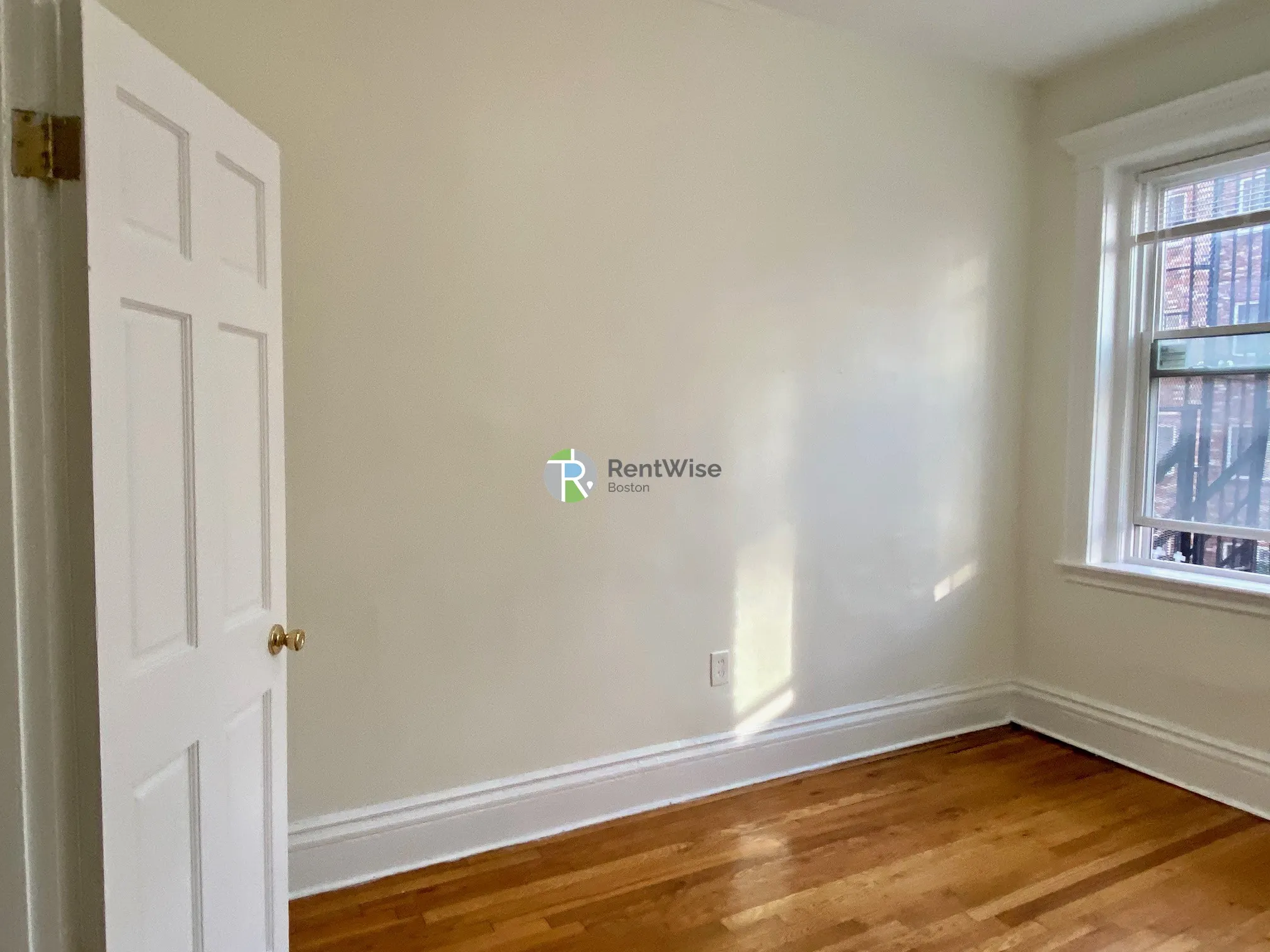 2 bed, 1 bath apartment for rent at 1302 Commonwealth Ave Unit 6, Allston — photo 24 of 32