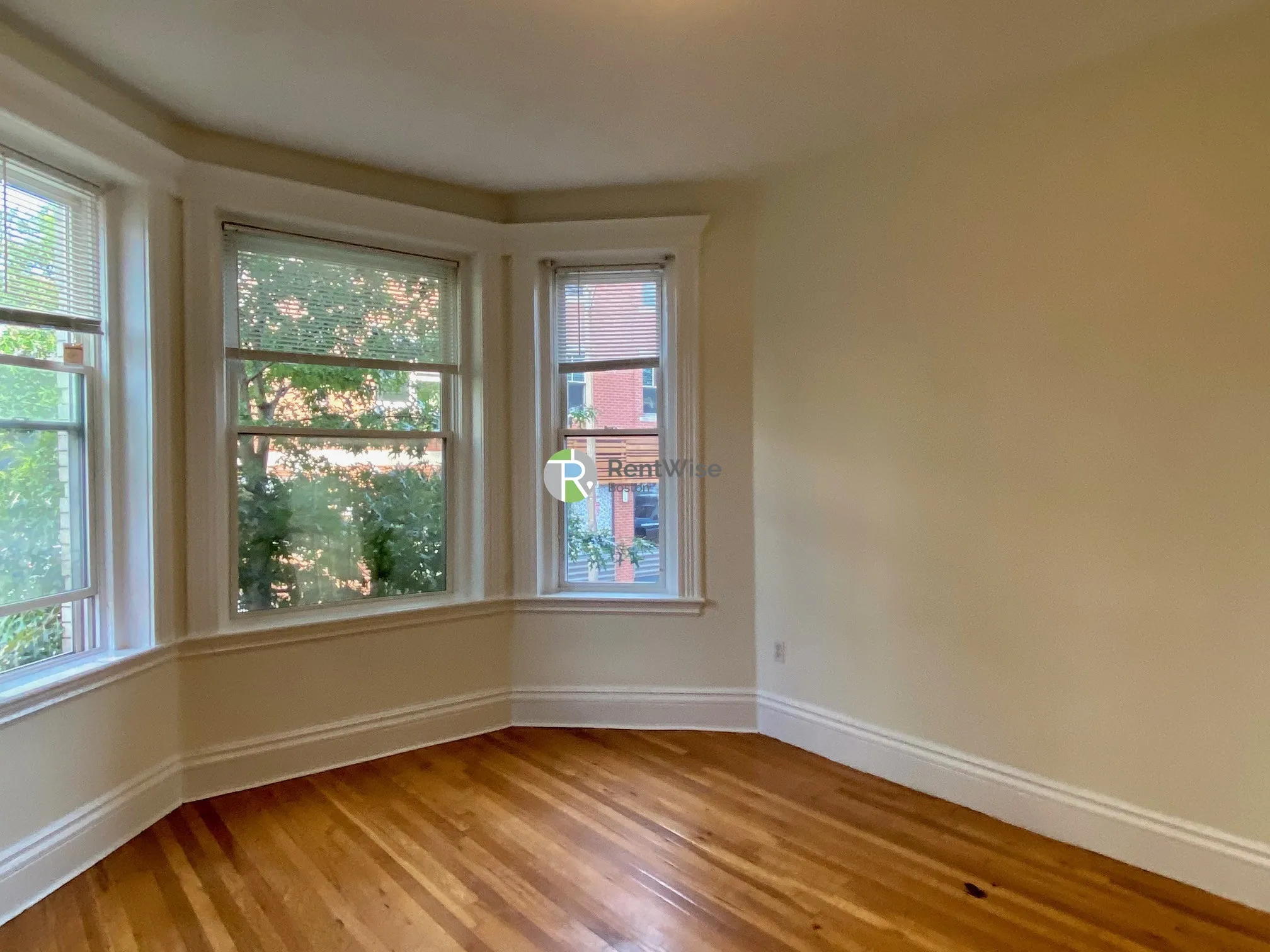 2 bed, 1 bath apartment for rent at 1302 Commonwealth Ave Unit 6, Allston — photo 18 of 32