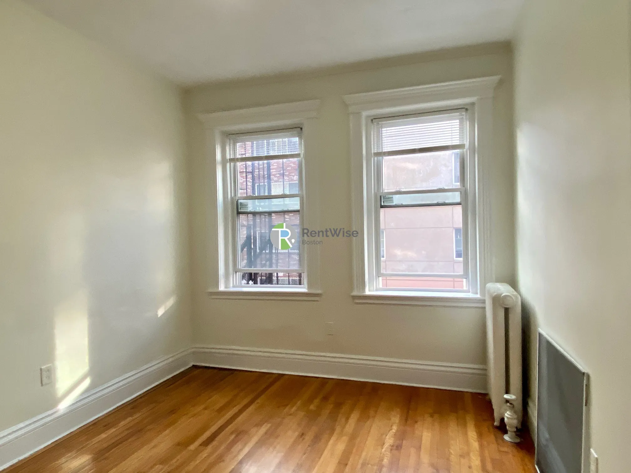 2 bed, 1 bath apartment for rent at 1302 Commonwealth Ave Unit 6, Allston — photo 23 of 32