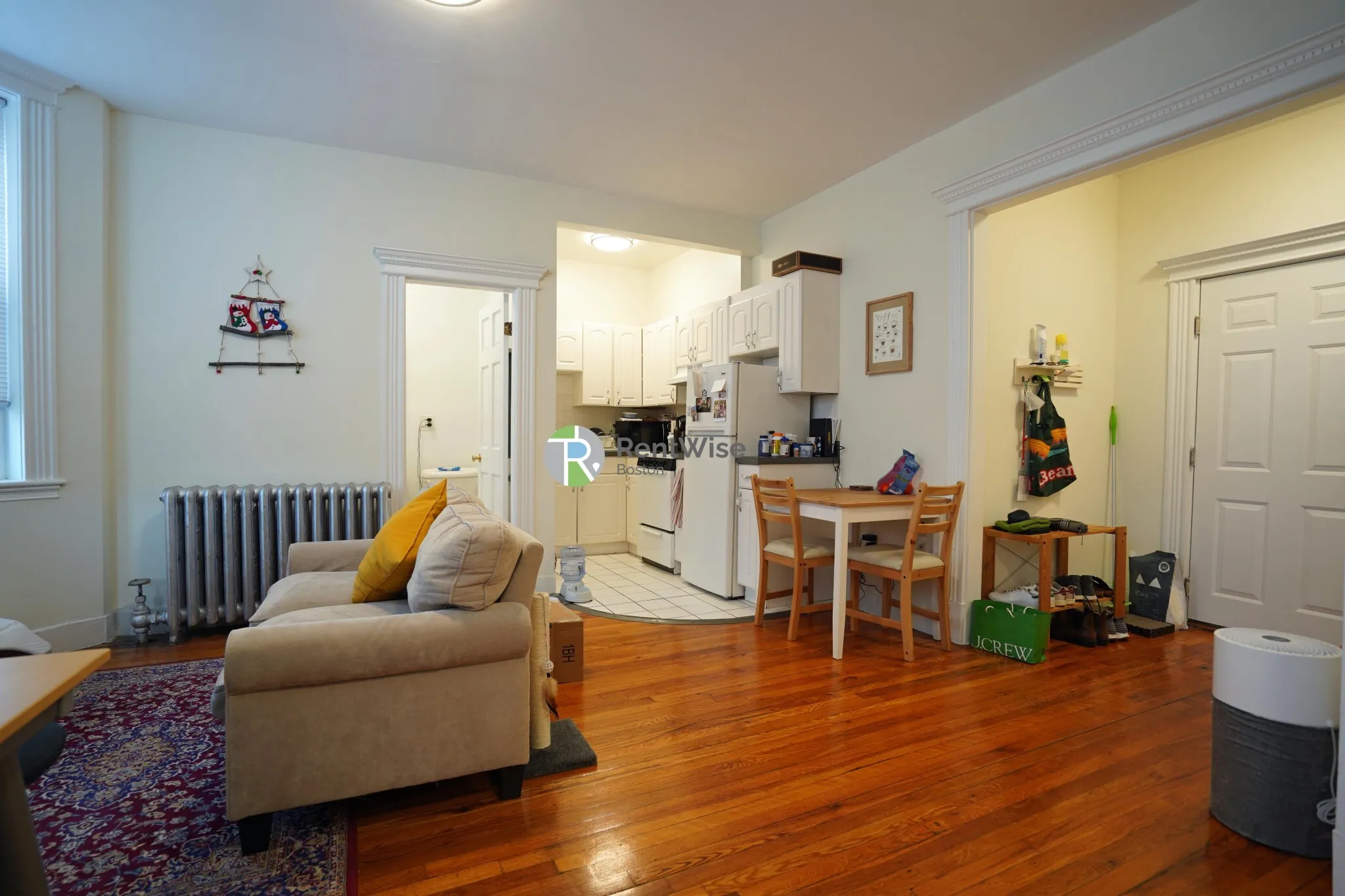 Studio bed, 1 bath apartment for rent at 1302 Commonwealth Ave Unit 9, Allston — photo 21 of 27