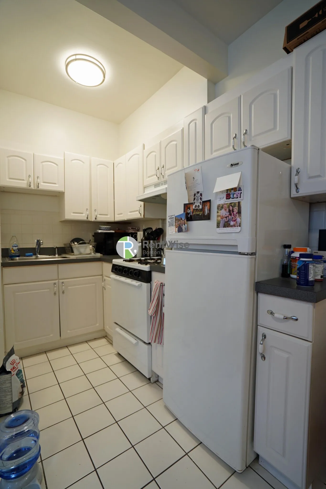 Studio bed, 1 bath apartment for rent at 1302 Commonwealth Ave Unit 9, Allston — photo 18 of 27