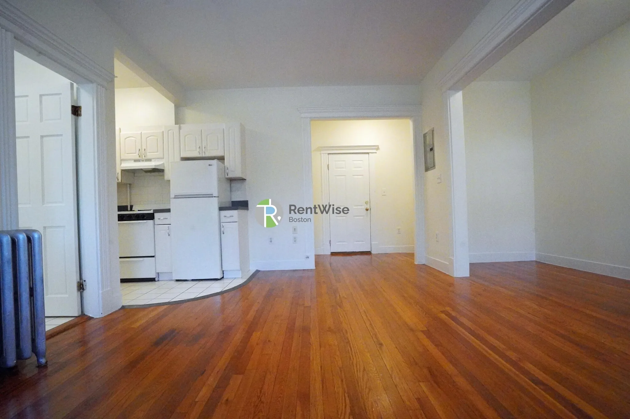 Studio bed, 1 bath apartment for rent at 1302 Commonwealth Ave Unit 9, Allston — photo 5 of 27