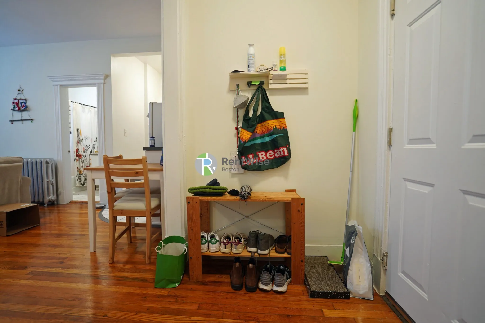 Studio bed, 1 bath apartment for rent at 1302 Commonwealth Ave Unit 9, Allston — photo 16 of 27