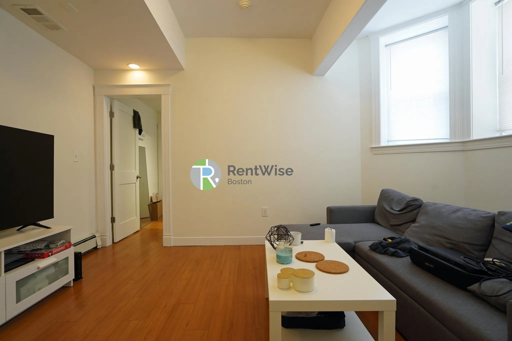 2 bed, 1 bath apartment for rent at 1302 Commonwealth Ave Unit B, Allston — photo 4 of 19