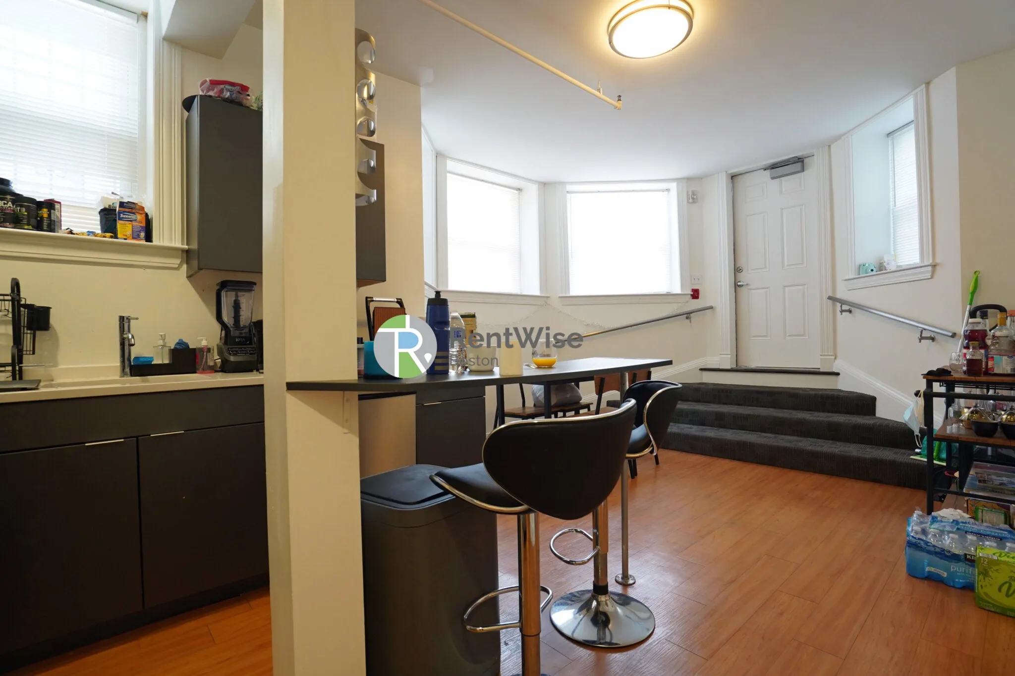 2 bed, 1 bath apartment for rent at 1302 Commonwealth Ave Unit B, Allston — photo 8 of 19