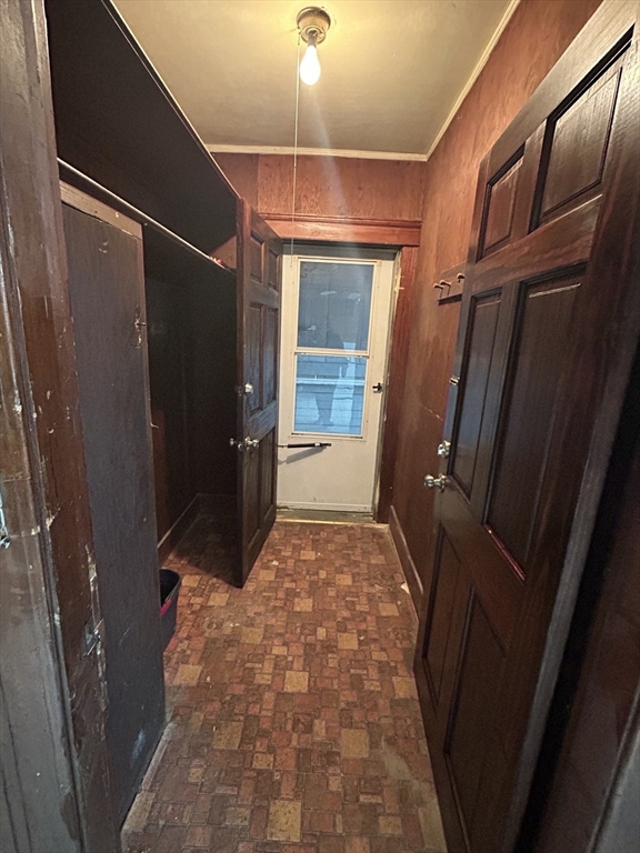 2 bed, 1 bath apartment for rent at 1302 Main St Unit 3, Worcester — photo 2 of 8