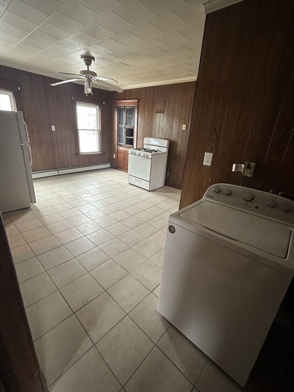 2 bed, 1 bath apartment for rent at 1302 Main St Unit 3, Worcester — photo 3 of 8