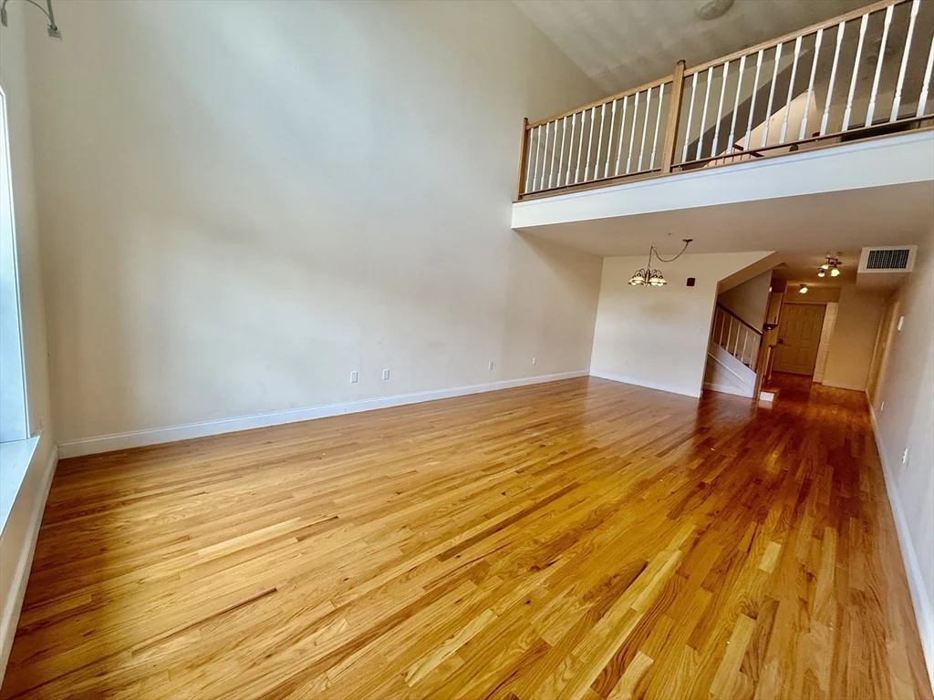 3 bed, 2 bath apartment for rent at 1304 Commonwealth Ave Unit 4, Allston