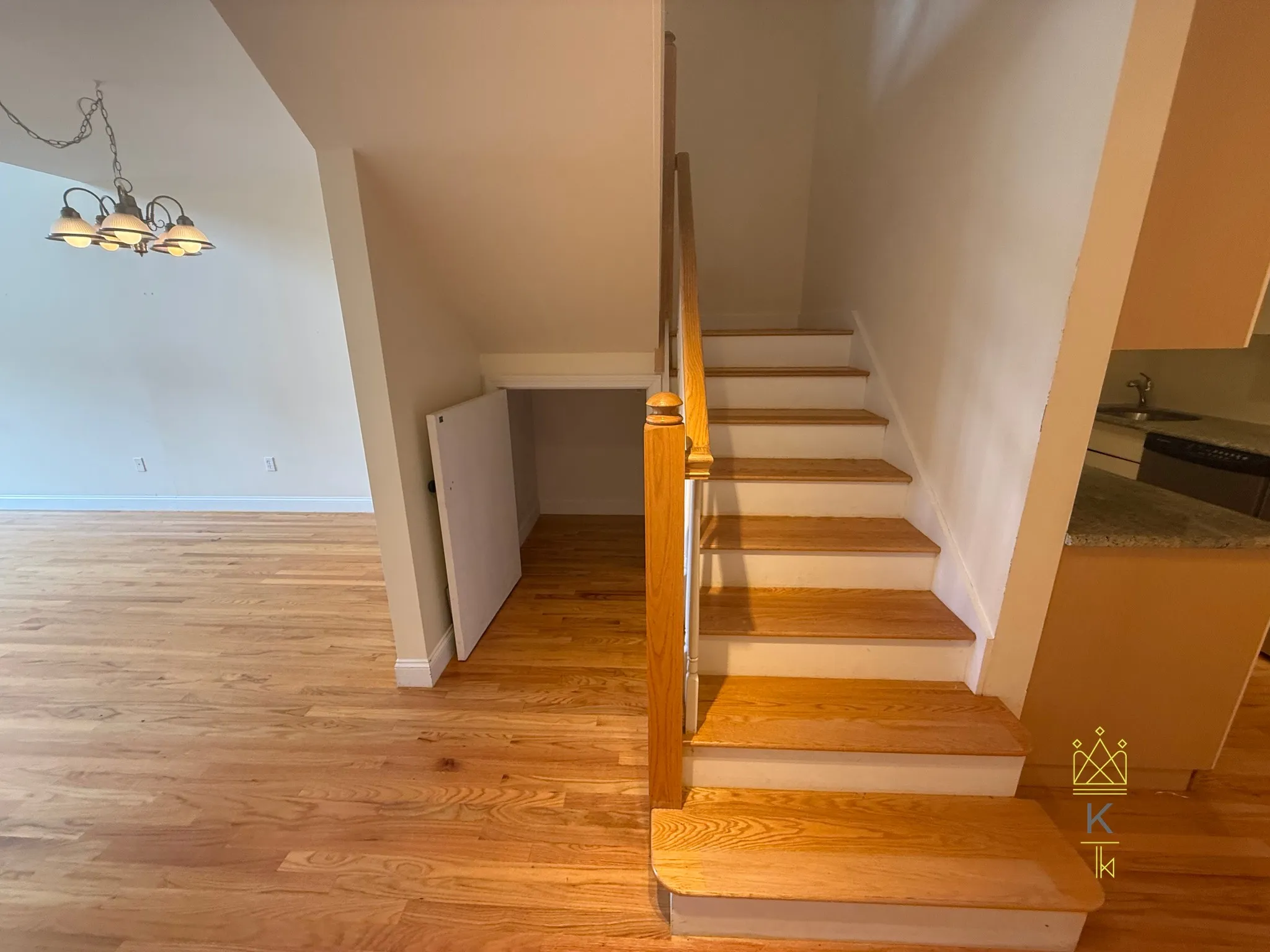 3 bed, 2.5 bath apartment for rent at 1304 Commonwealth Ave Unit 4A, Allston — photo 7 of 21