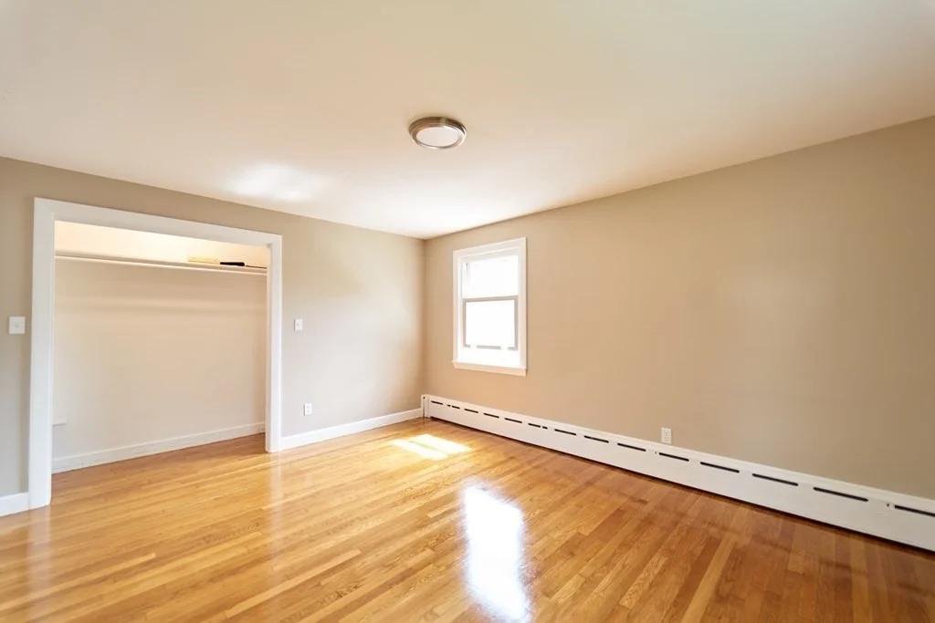 3 bed, 1 bath apartment for rent at 1305 Salem St Unit 1, Malden — photo 6 of 19
