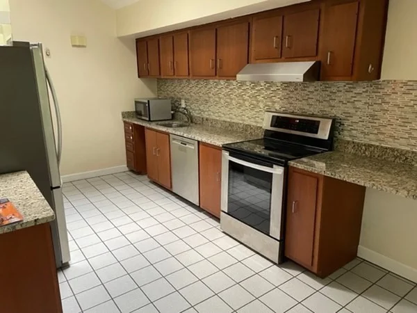 3 bed, 2 bath apartment for rent at 131 Butternut Hollow Unit 131, Acton — photo 8 of 26