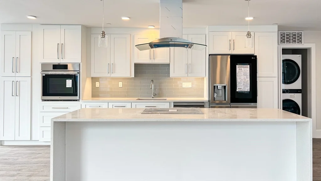 1 bed, 1 bath apartment for rent at 131 Cambridge St Unit A, Burlington — photo 9 of 19