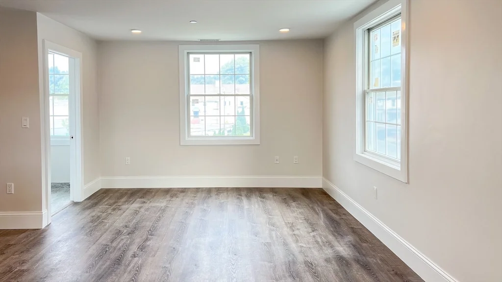 1 bed, 1 bath apartment for rent at 131 Cambridge St Unit A, Burlington — photo 14 of 19