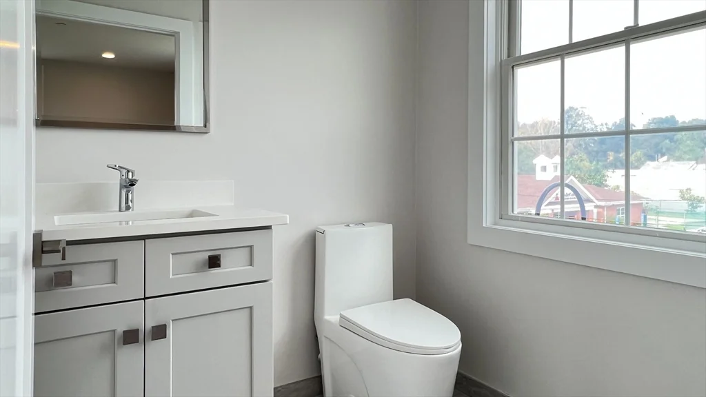 1 bed, 1 bath apartment for rent at 131 Cambridge St Unit A, Burlington — photo 15 of 19