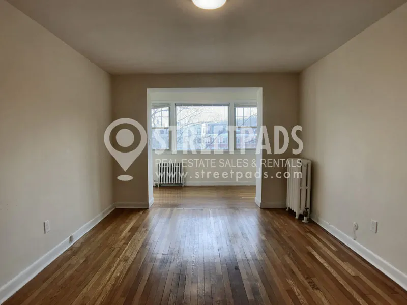 1 bed, 1 bath apartment for rent at 131 Commonwealth Ave Unit 304, Back Bay — photo 2 of 23