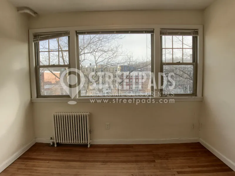 1 bed, 1 bath apartment for rent at 131 Commonwealth Ave Unit 304, Back Bay — photo 3 of 23
