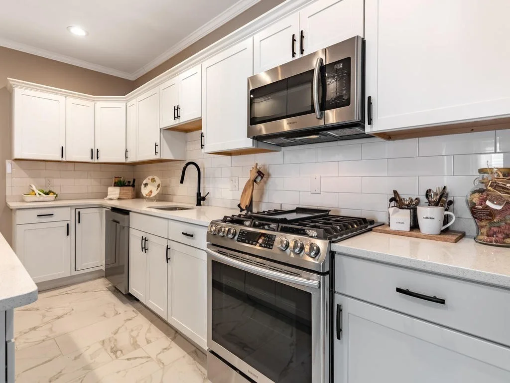3 bed, 1 bath apartment for rent at 131 Congress Ave Unit 1, Chelsea — photo 3 of 19