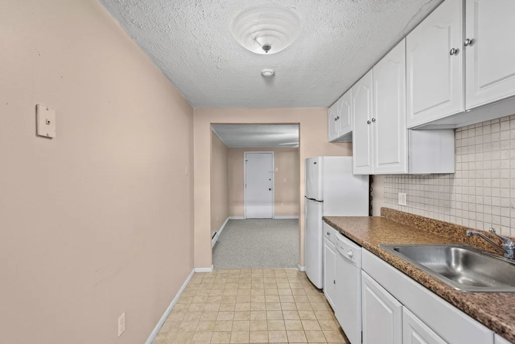 1 bed, 1 bath apartment for rent at 131 Creek St Unit 5, Wrentham — photo 8 of 21
