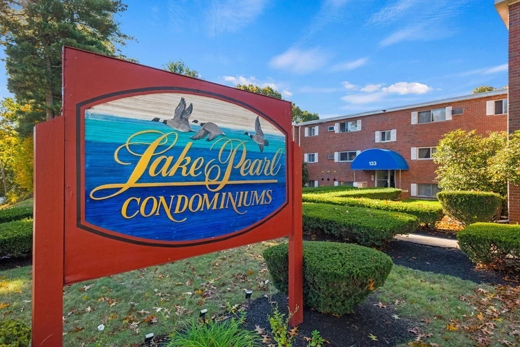 1 bed, 1 bath apartment for rent at 131 Creek St Unit 5, Wrentham