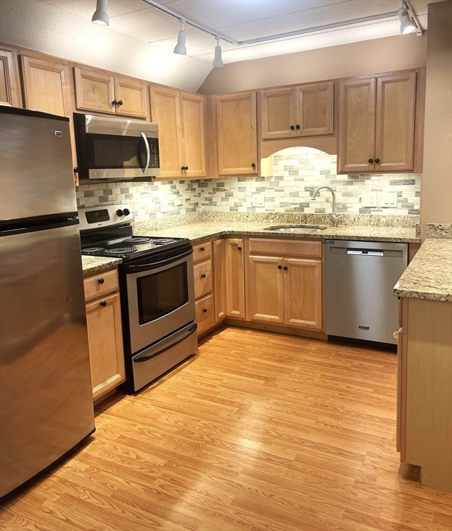 2 bed, 2 bath apartment for rent at 131 Franklin St Unit 406, Stoneham — photo 4 of 19