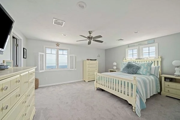 3 bed, 2 bath apartment for rent at 131 Glades, Scituate — photo 10 of 19