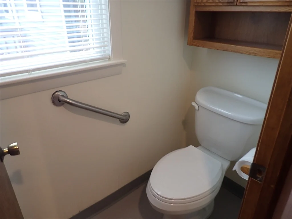 3 bed, 1 bath apartment for rent at 131 Jarvis Circle Unit 0, Needham — photo 16 of 21
