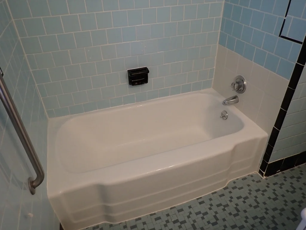 3 bed, 1 bath apartment for rent at 131 Jarvis Circle Unit 0, Needham — photo 8 of 21