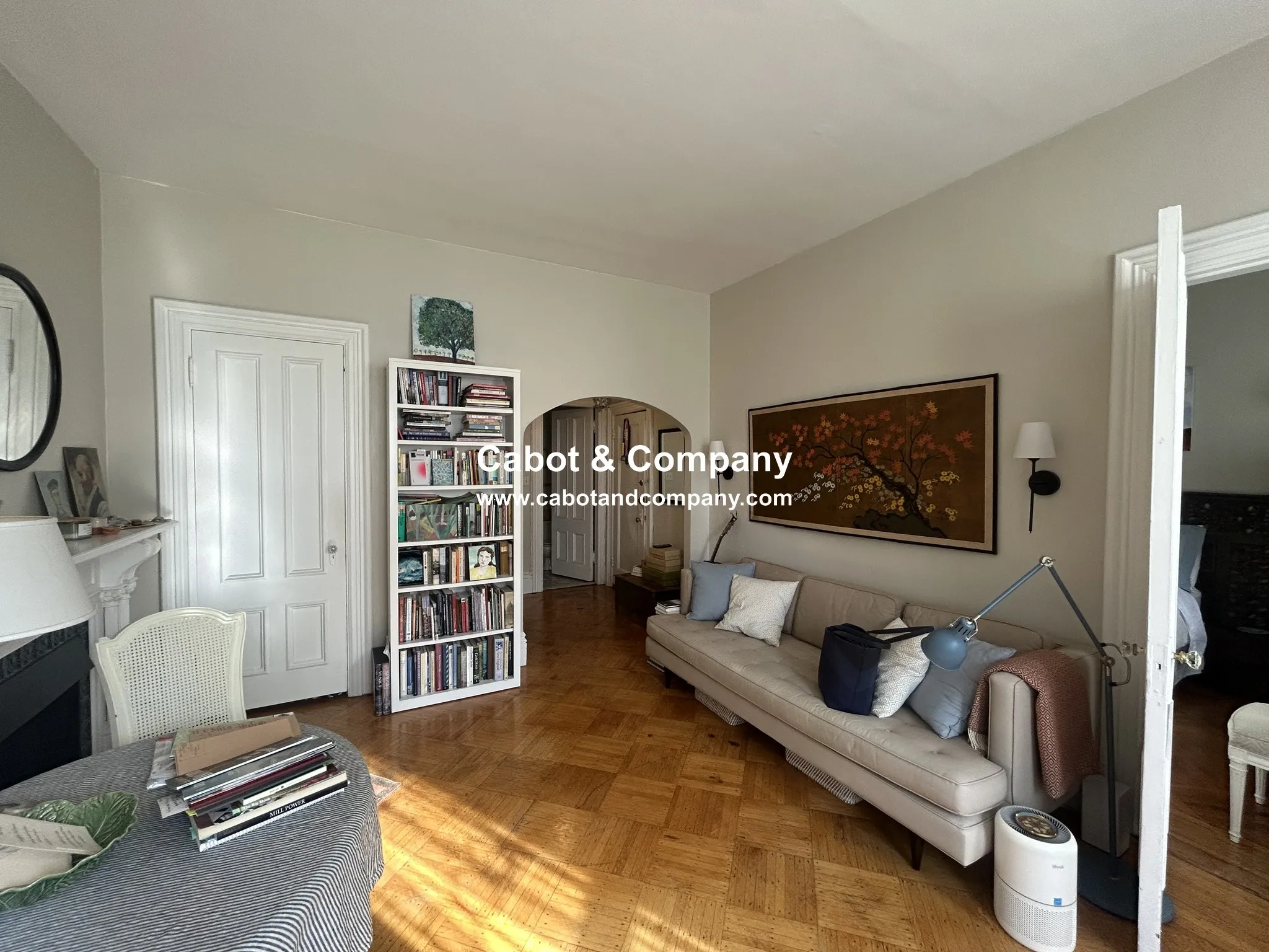 1 bed, 1 bath apartment for rent at 131 Newbury St Unit 3F, Back Bay — photo 4 of 8