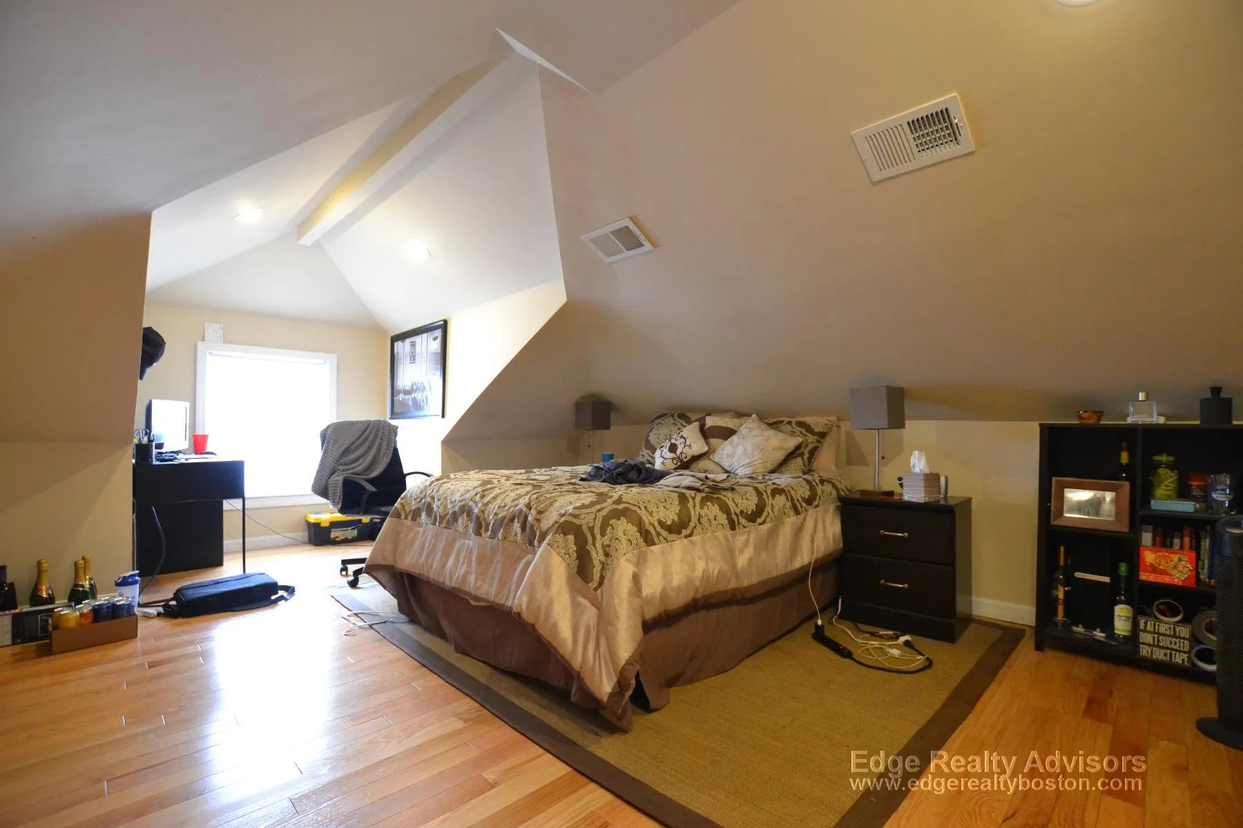4 bed, 2 bath apartment for rent at 131 Nottinghill Rd Unit 2, Brighton — photo 5 of 19