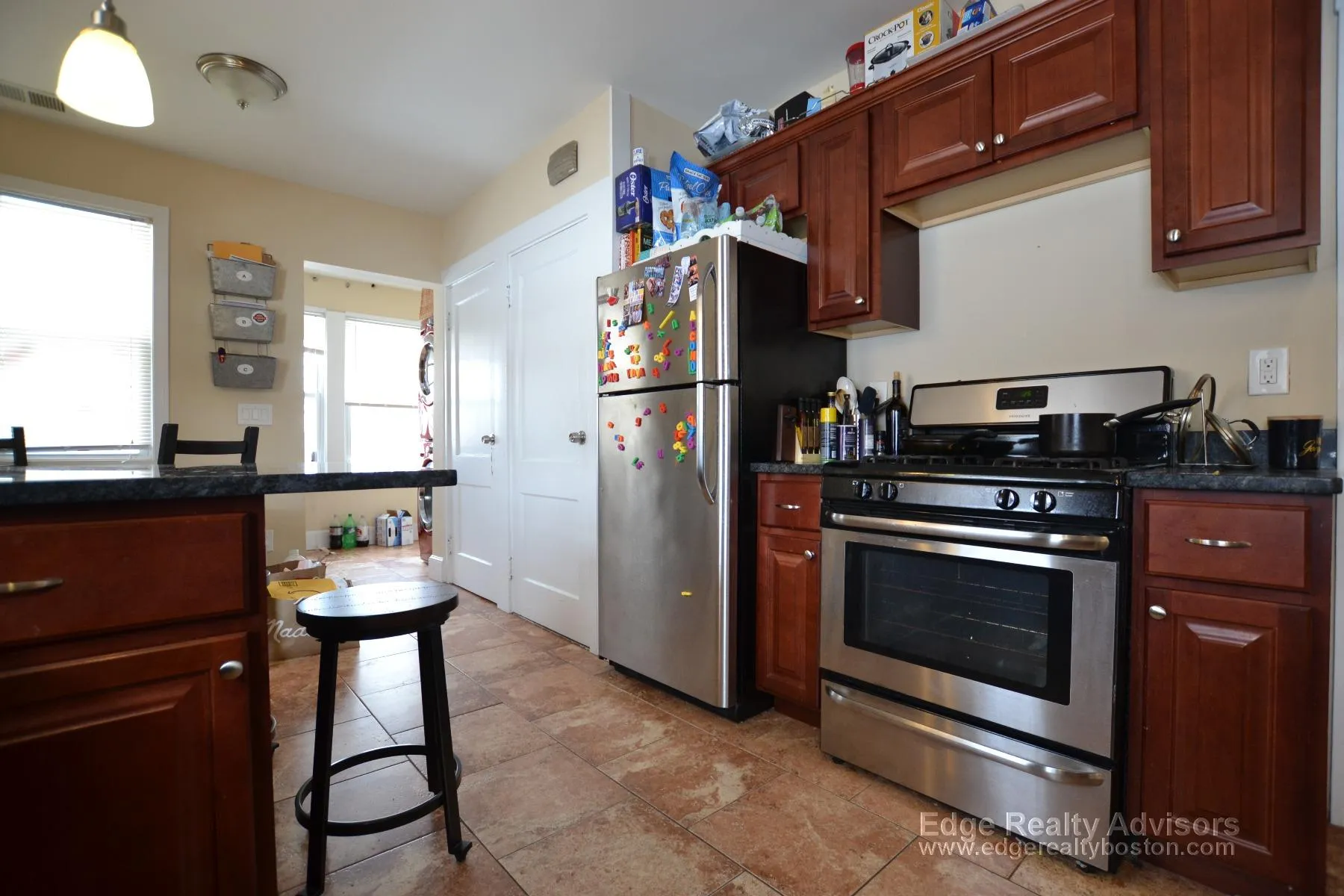 4 bed, 2 bath apartment for rent at 131 Nottinghill Rd Unit 2, Brighton — photo 4 of 19