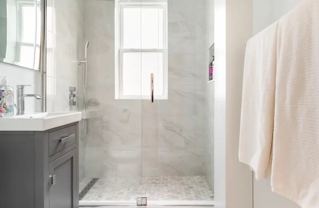 Studio bed, 1 bath apartment for rent at 131 Park Dr Unit 3, Fenway — photo 11 of 12