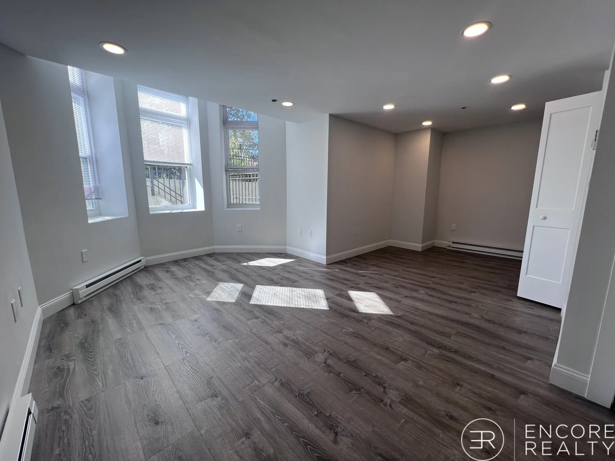 Studio bed, 1 bath apartment for rent at 131 Park Dr Unit C, Fenway — photo 1 of 7
