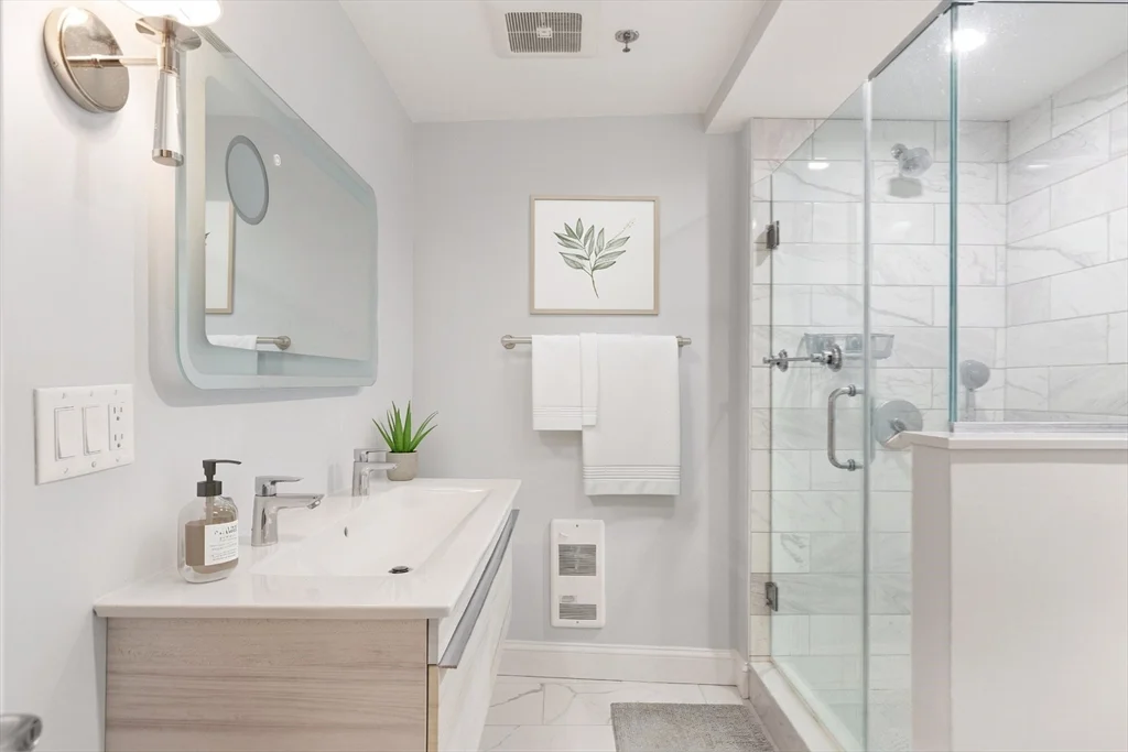 1 bed, 1 bath apartment for rent at 131 Park Dr Unit G3, Fenway — photo 6 of 9