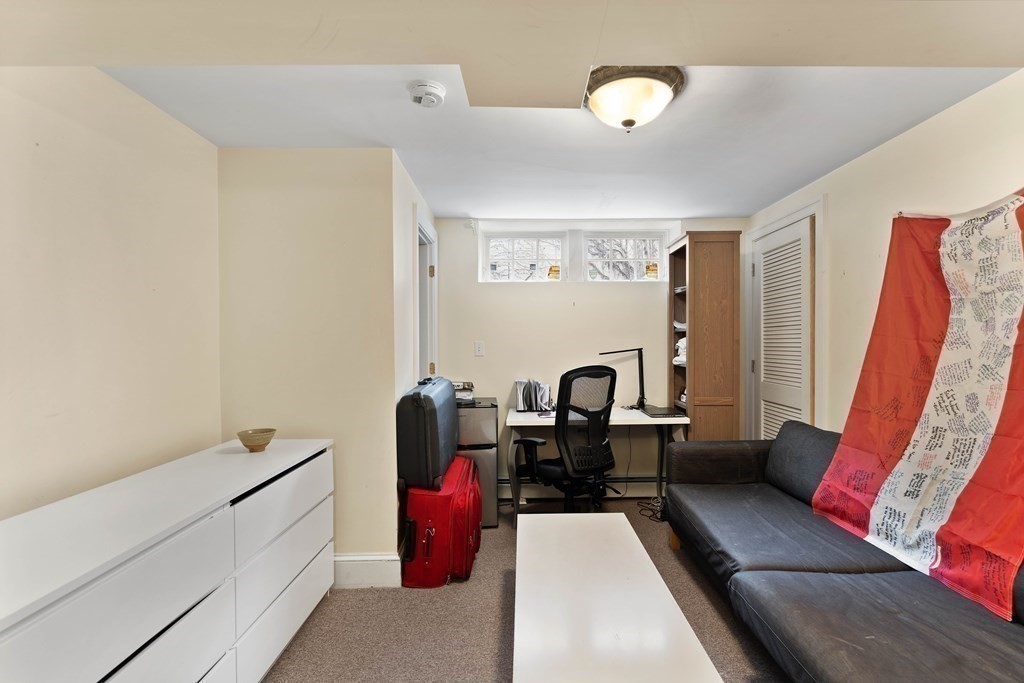 4 bed, 3 bath apartment for rent at 131 Putnam Ave Unit 131, Cambridgeport — photo 13 of 16