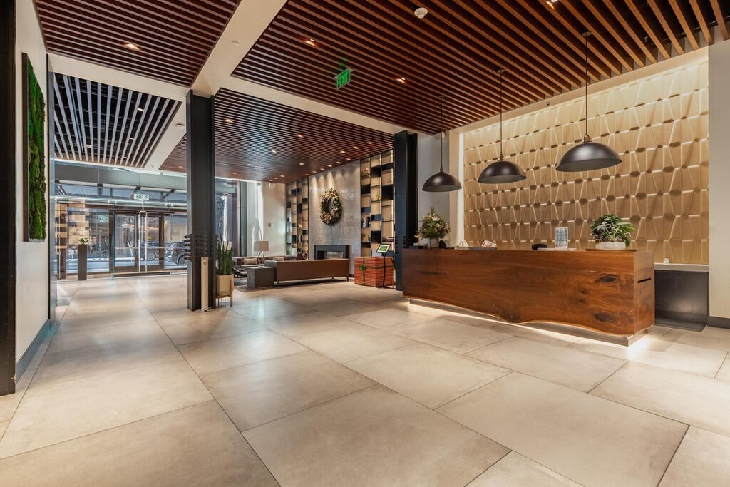 3 bed, 2 bath apartment for rent at 131 Seaport Blvd Unit 1620, Seaport District — photo 17 of 17